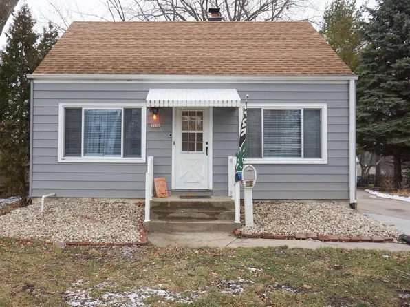 3530 S 47th STREET, GREENFIELD, WI 53220