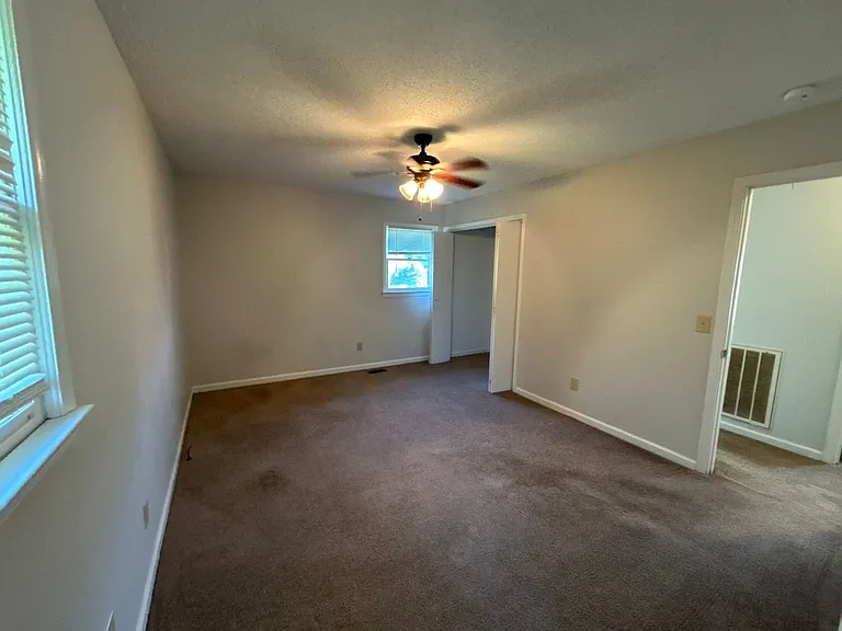 5722 Whisperwood Dr — Photo 12