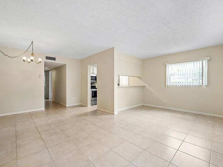 2525 W Bay Dr #A16 — Photo 8