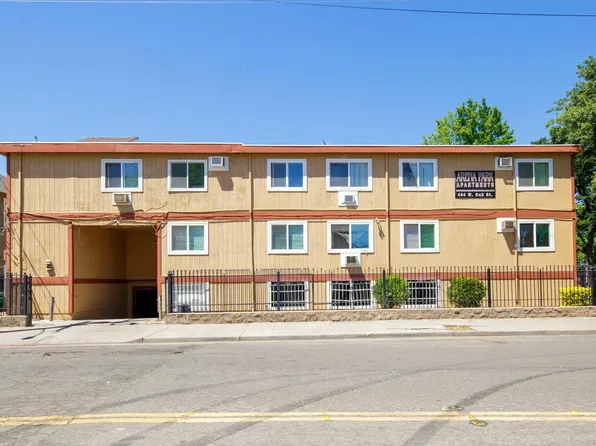 404 W Oak St, Stockton, CA 95203