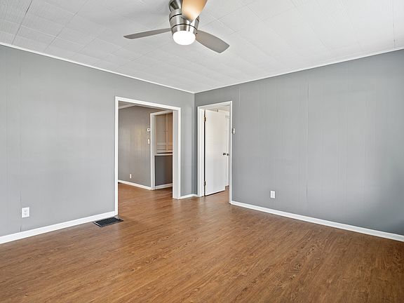 3rd image of 810 N Luett Ave