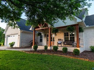 105 Betty Way, Scottsboro, AL 35769