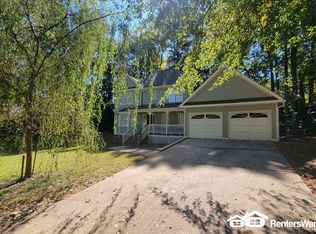 4038 Shady Dr, Lilburn, GA 30047