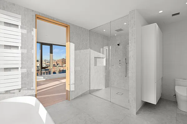 Rented by Compass | media 30