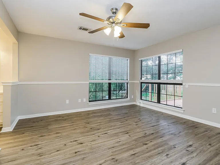 11631 Alcott Dr — Photo 9