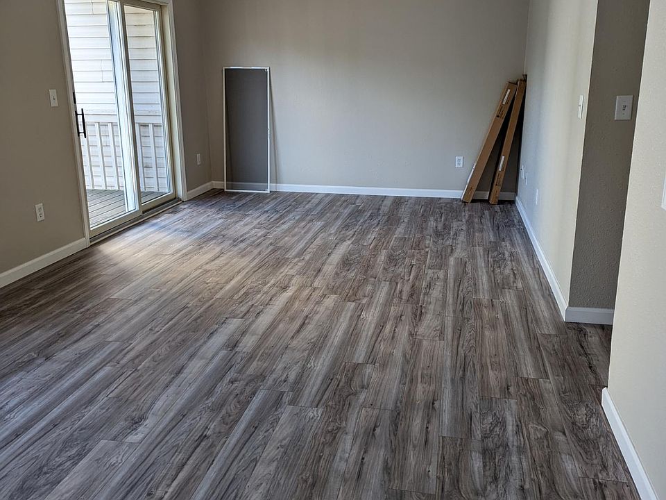 1st image of 914 Wescott Trl #104