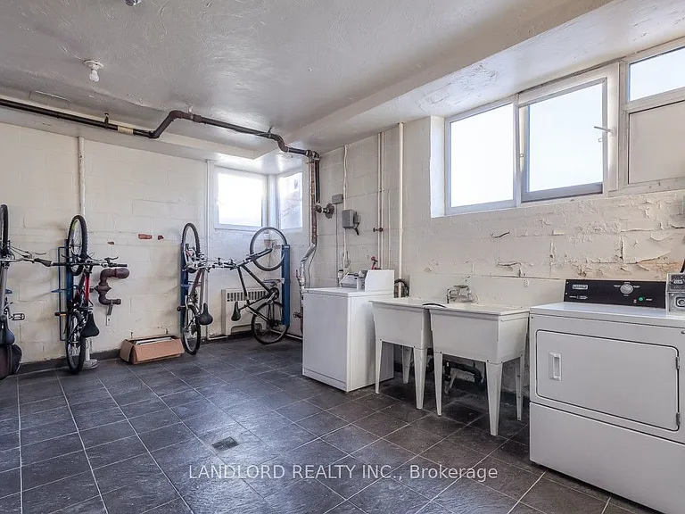 36 Wood Glen Rd #301 — Photo 11