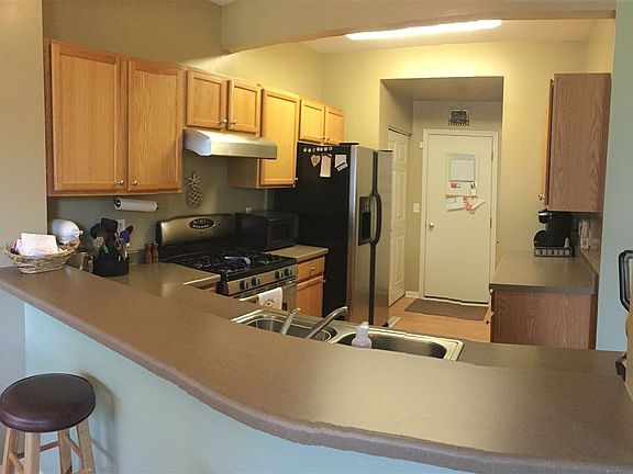 4th image of 6534 Commonwealth Dr
