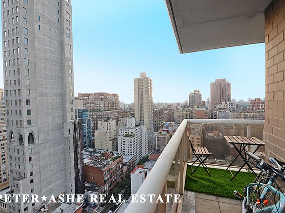 4th image of 200 E 89th St APT 25B