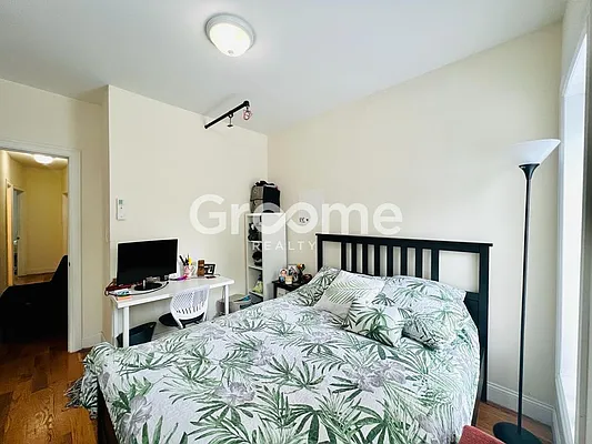 Rented by GROOME REALTY LLC | media 40