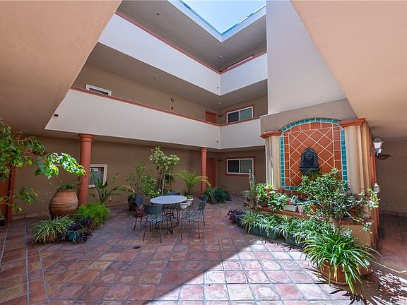 4th image of 12500 Huston St APT 304