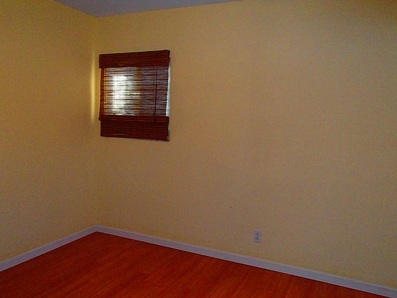 5th image of 267 Albert Ave