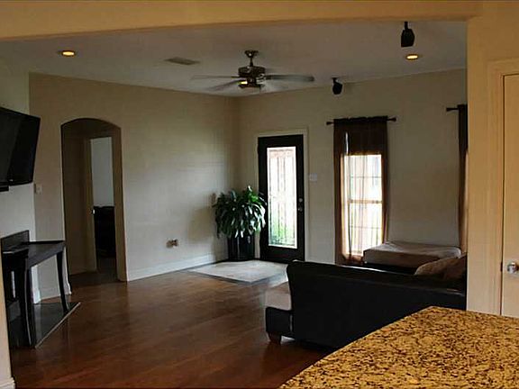 5th image of 3729 Despaux Dr