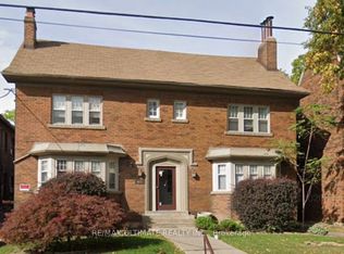 470 Oriole Pkwy #2, Toronto, ON M5P2H8