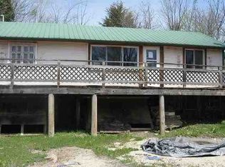 1853 Yard Rd, Junction City, KS 66441