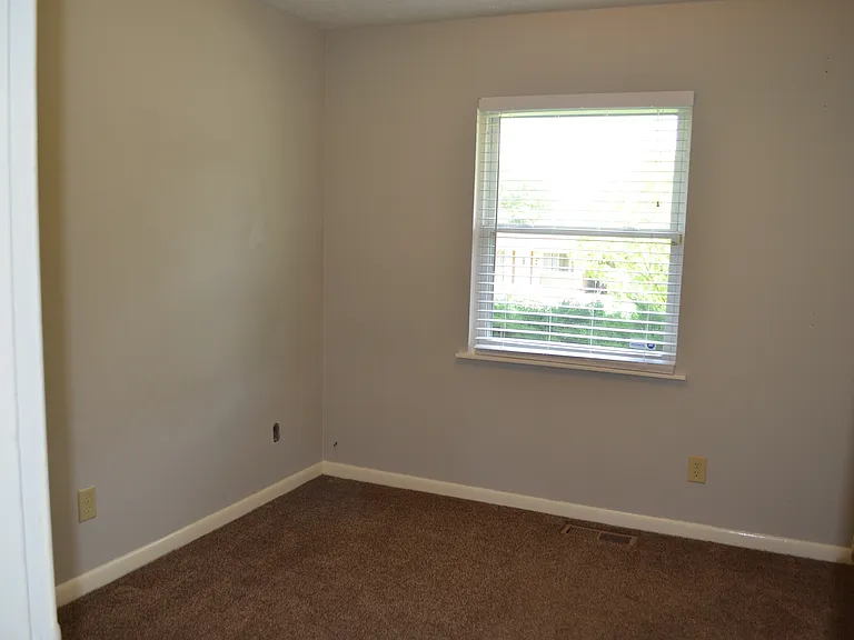 720 Waco Rd — Photo 7