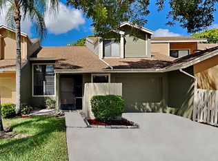 22415 Cypress Wood Ln, Boca Raton, FL 33428