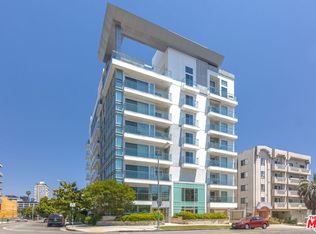 702 S Serrano Ave APT 204, Los Angeles, CA 90005