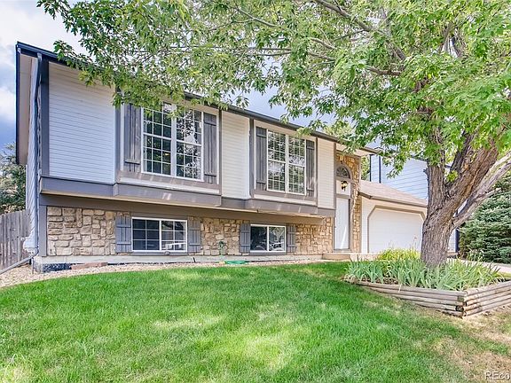 3rd image of 21591 E Aberdeen Dr