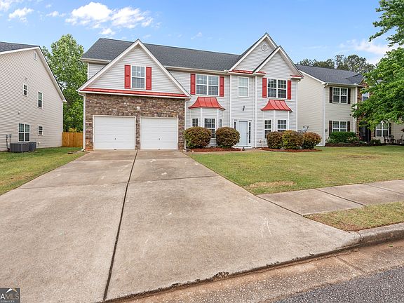 2nd image of 202 Summergate Ln