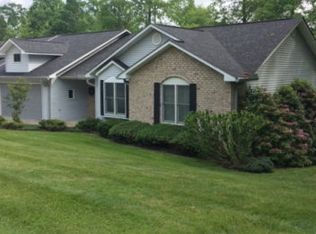 619 Carriage Dr, Beckley, WV 25801