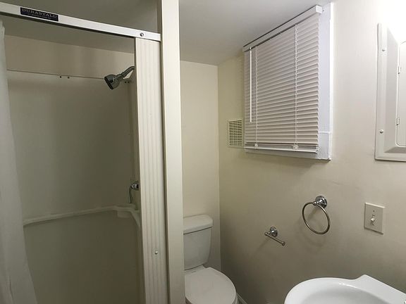 4th image of 1261 State Highway 7 APT 11