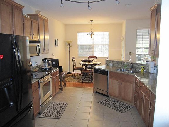 5th image of 1538 Graybrook Ln