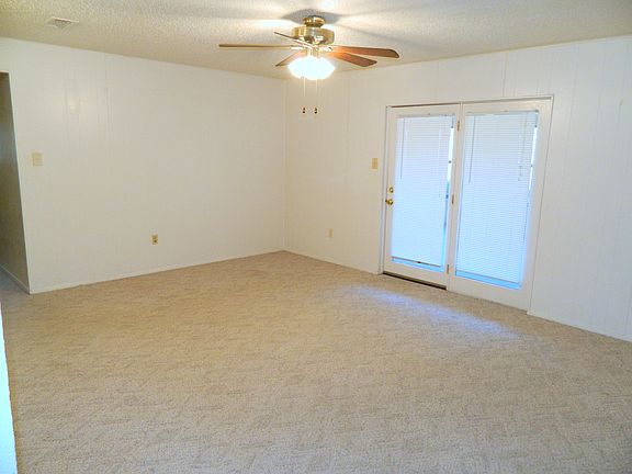 4th image of 1001 Fairfax Ct