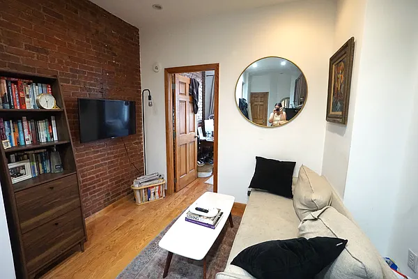 Rented by Best Apartments North Inc | media 10