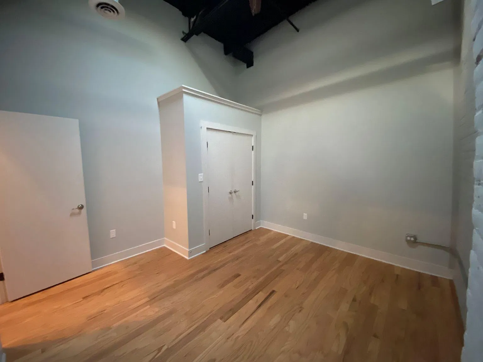 2 bed, 1175 sqft, $1,650 — Photo 2