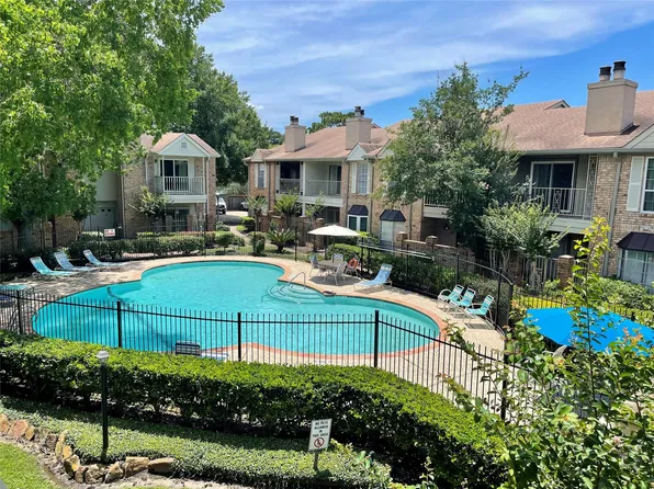 10615 Briar Forest Dr APT 702, Houston, TX 77042