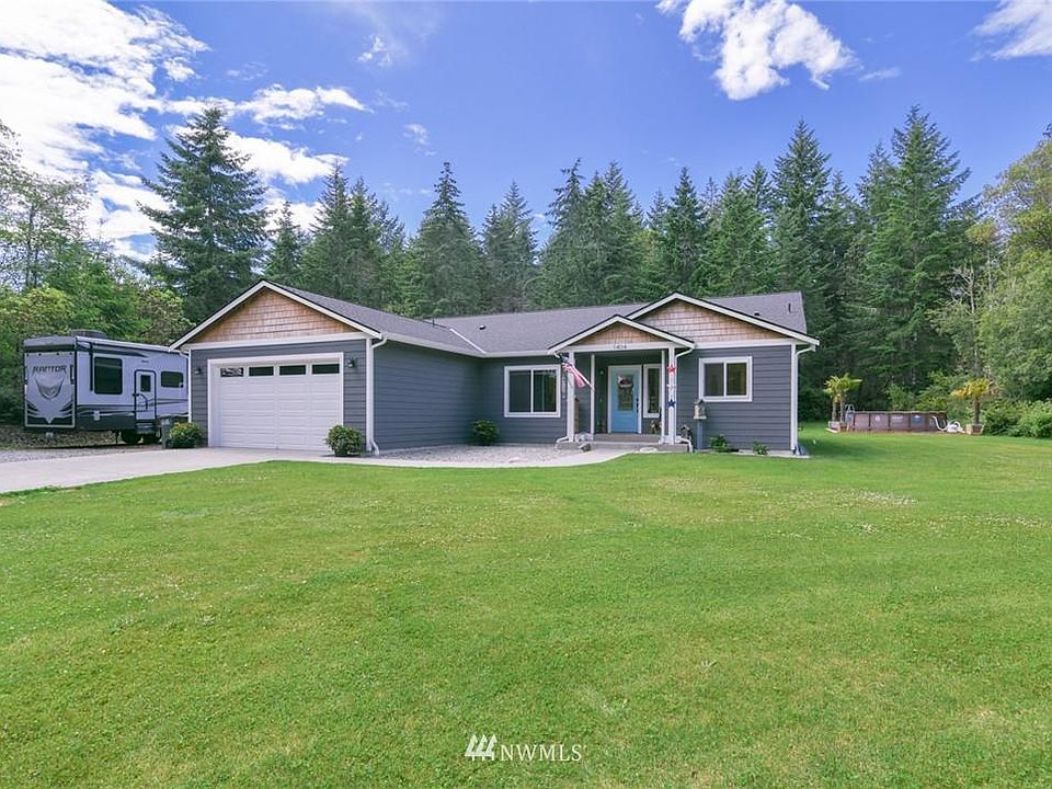 1st image of 1404 188th Ave SW