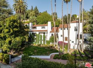 2556 Aberdeen Ave, Los Angeles, CA 90027