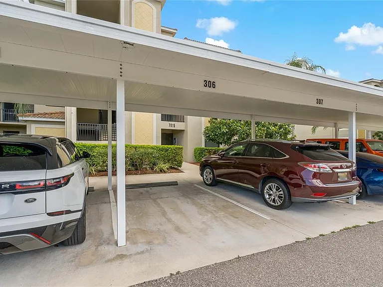 7015 River Hammock Dr #306 — Photo 37