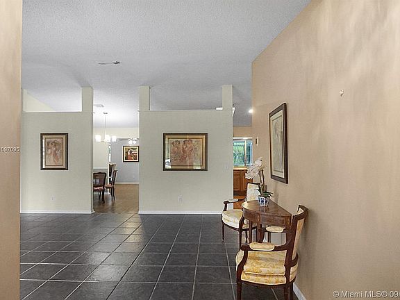 4th image of 2341 SW Fern Cir