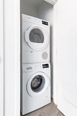 Rented by MNS | media 6