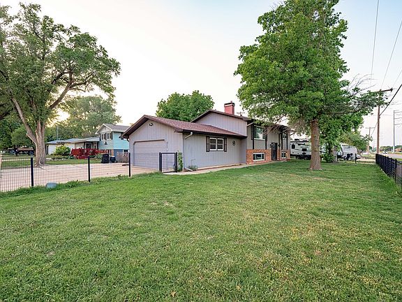 5th image of 2540 Belmont Blvd