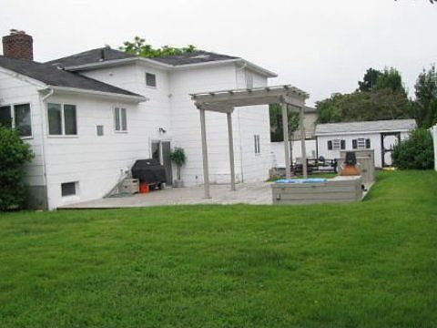 5th image of 7 Jeanette Dr