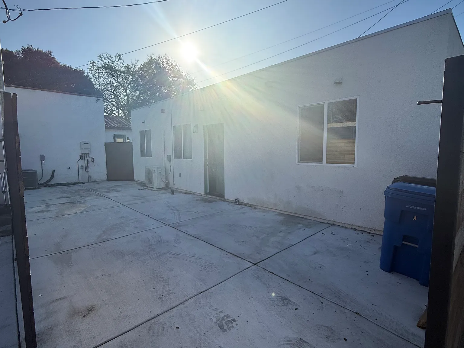 2 bed, 648 sqft, $2,850 — Photo 3