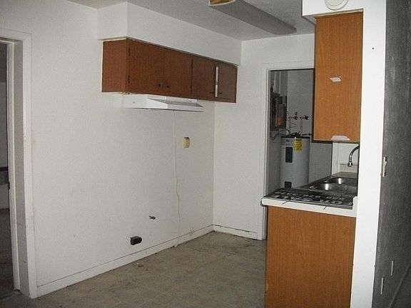5th image of 1142 Cherokee Ave
