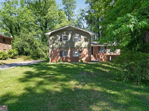 2686 Shadowbrook Dr, Decatur, GA 30034