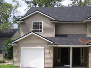 86065 Pineview Dr, Yulee, FL 32097