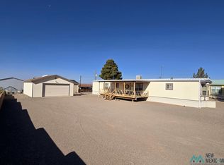 606 Travis St, Elephant Butte, NM 87935