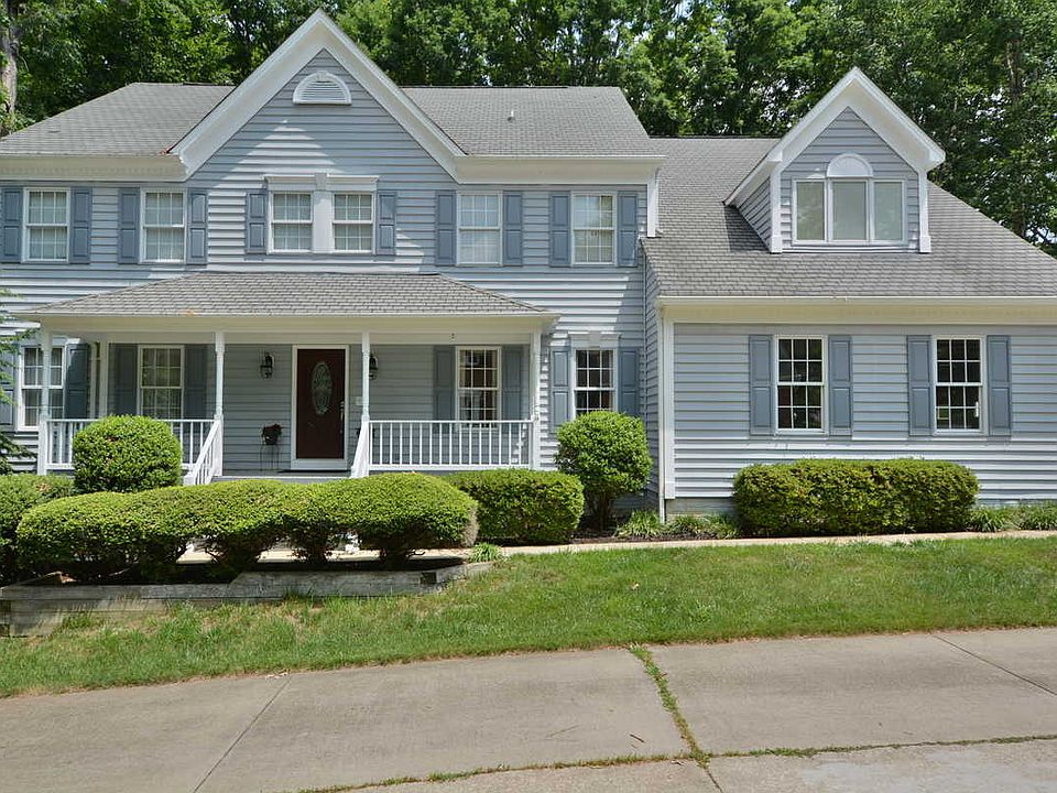 1st image of 15900 Dolphin Dr