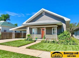 711 D St, Fairbury, NE 68352