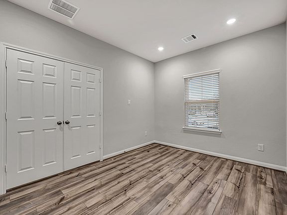 5th image of 216 Cresta Cv Ct