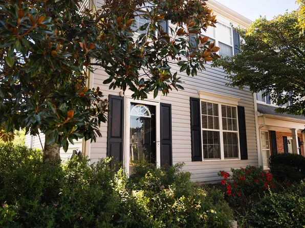 126 Waterford Park Dr, Greer, SC 29650