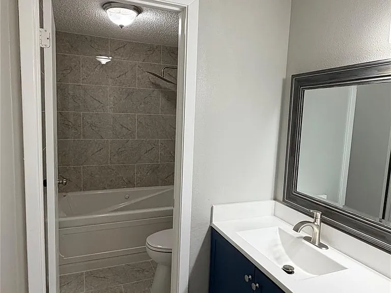 7202 S Dairy Ashford Rd — Photo 26