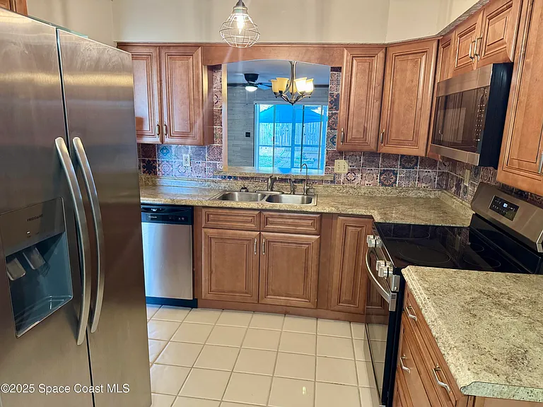53 Anchor Dr — Photo 12