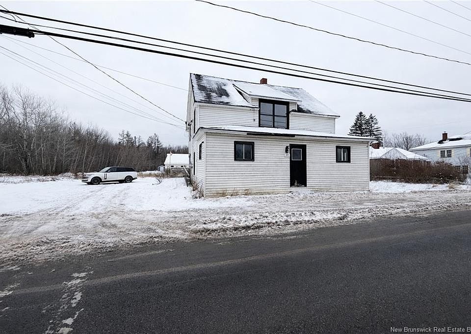 1st image of 149 Main St